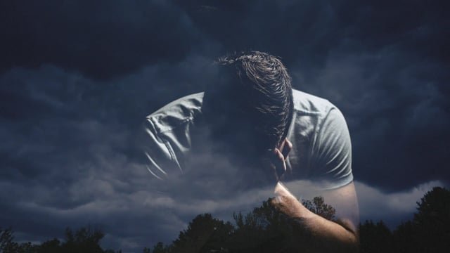 "Jeevan mein itna dukh kyu hai? Karan, Samadhan aur Adhyatmik Drishti"